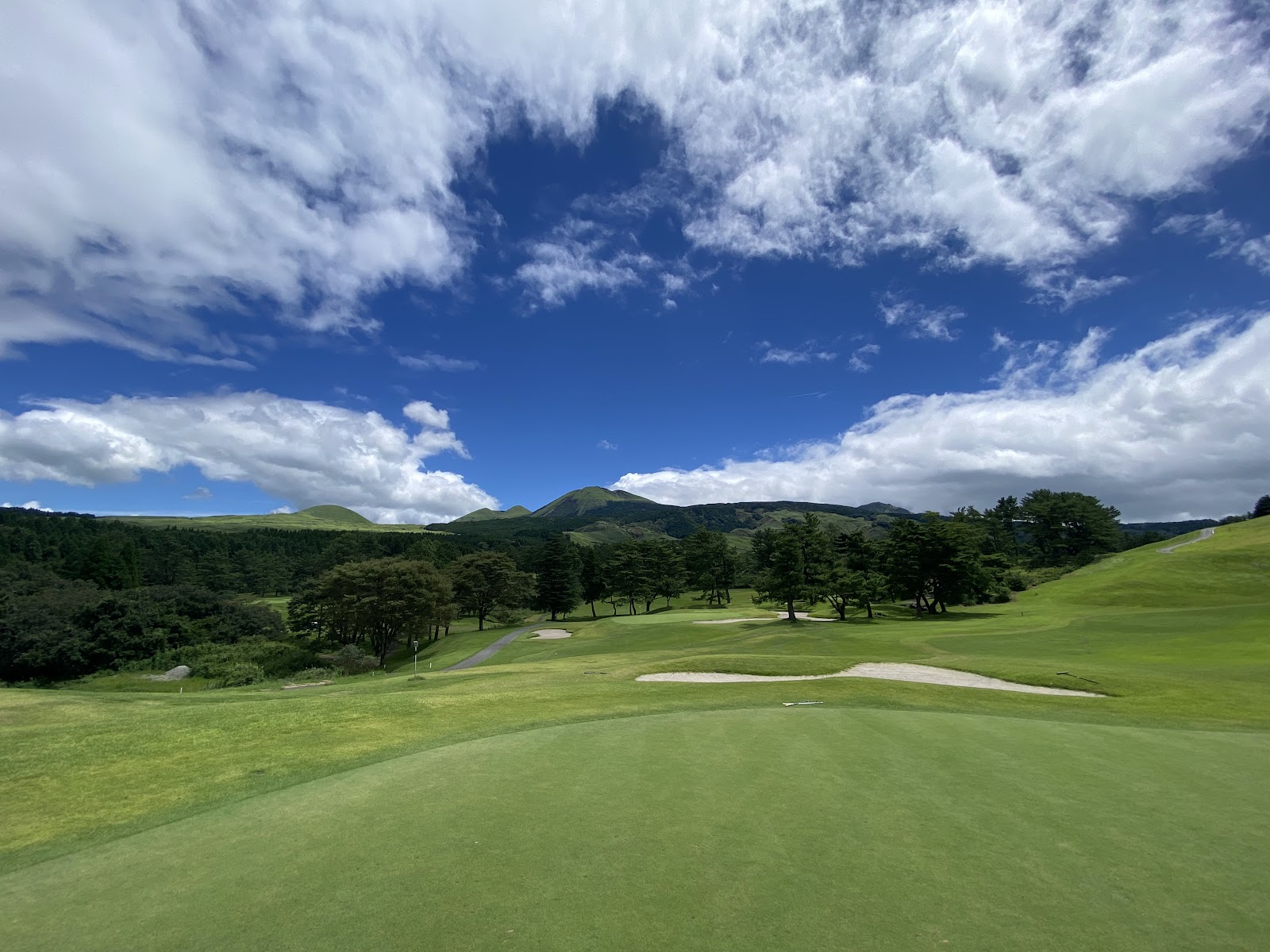 Kumamoto Aso Country Club Yu-no-tani Course