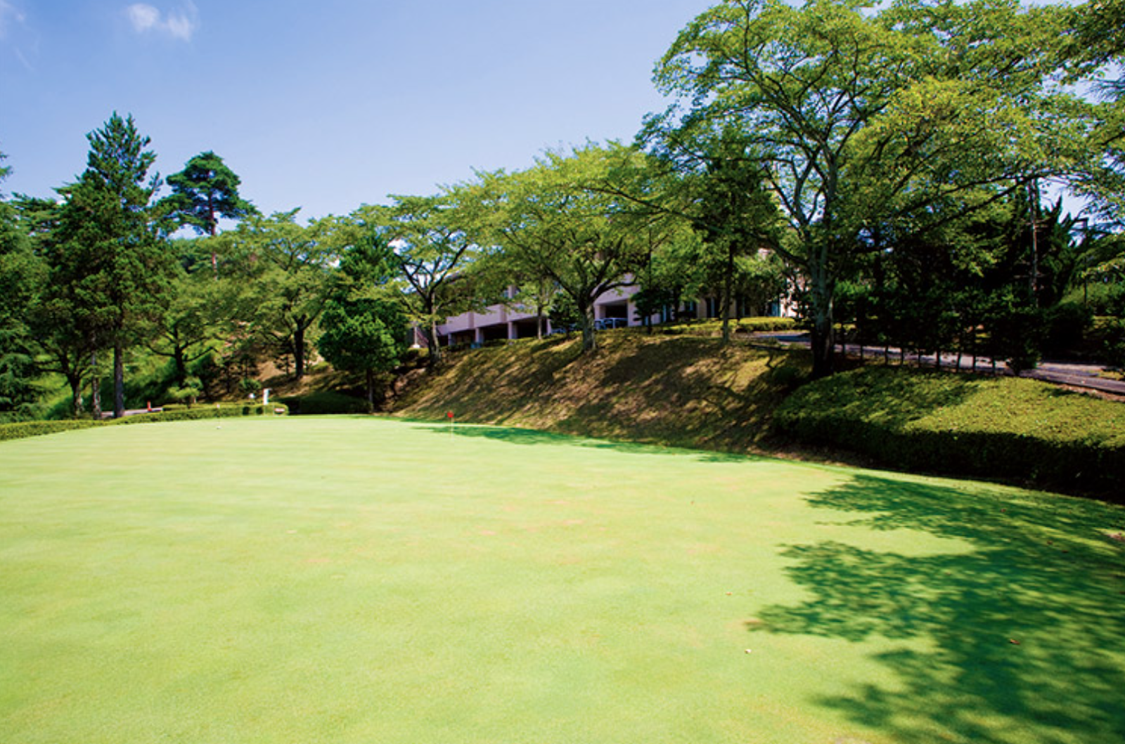 Manago Country Club