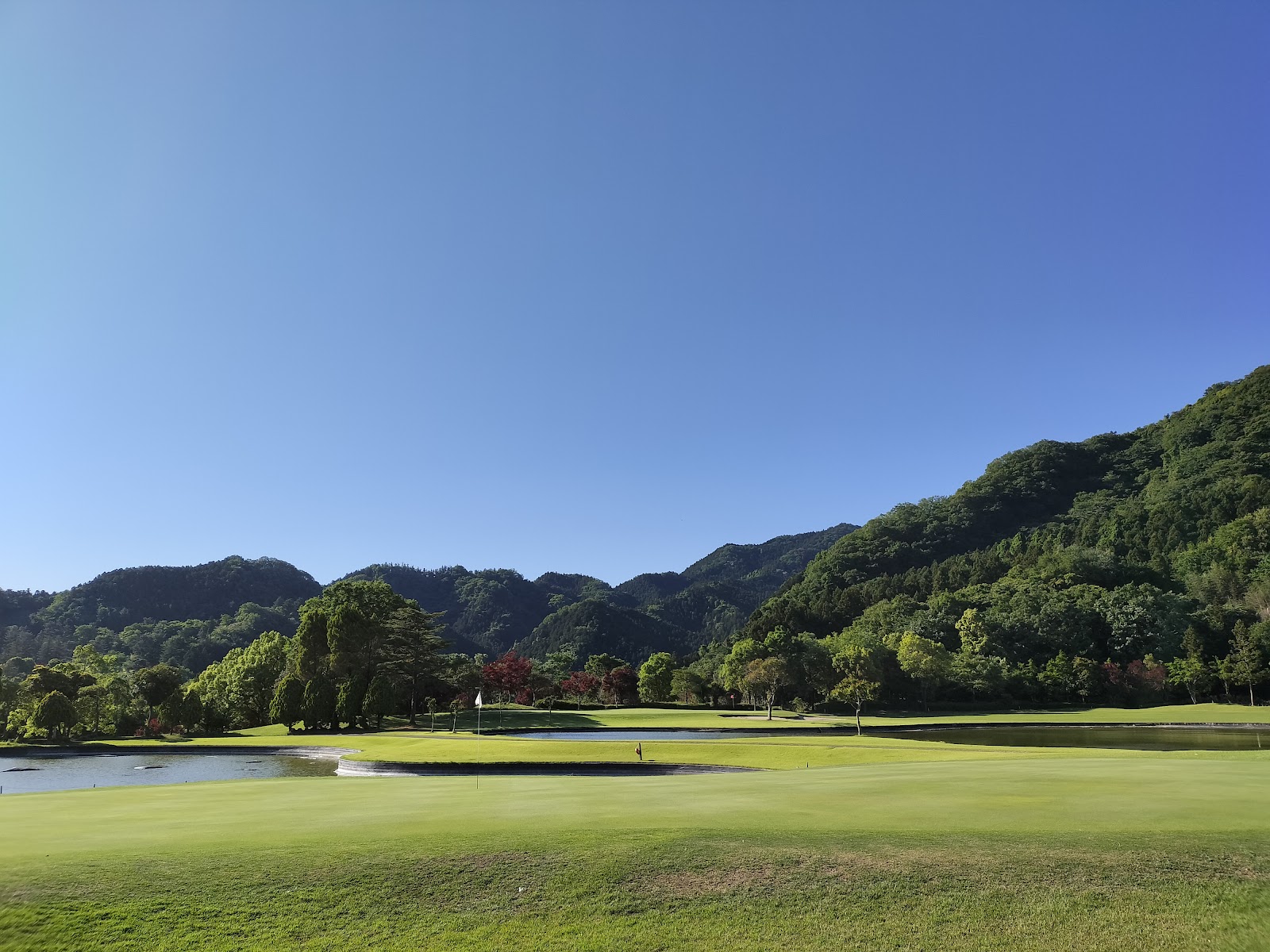 Twin Lakes Country Club - 3