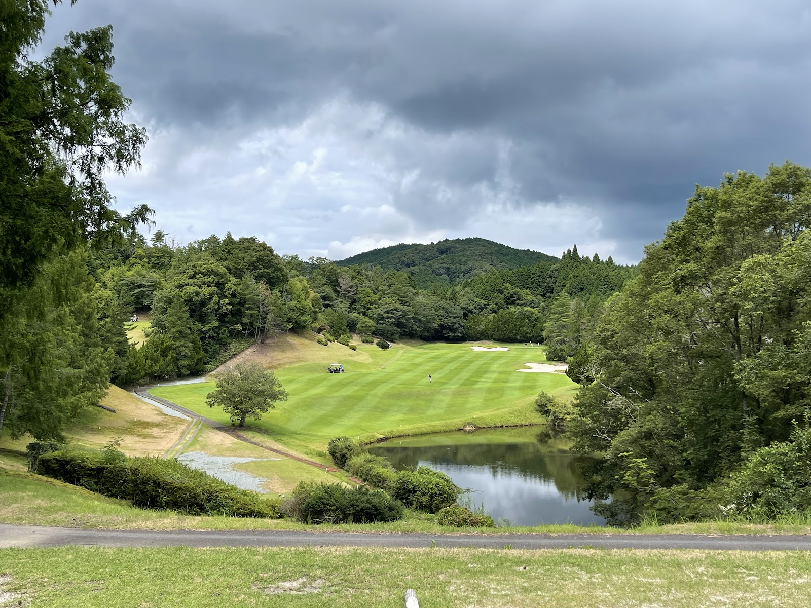 Yaezakura Country Club