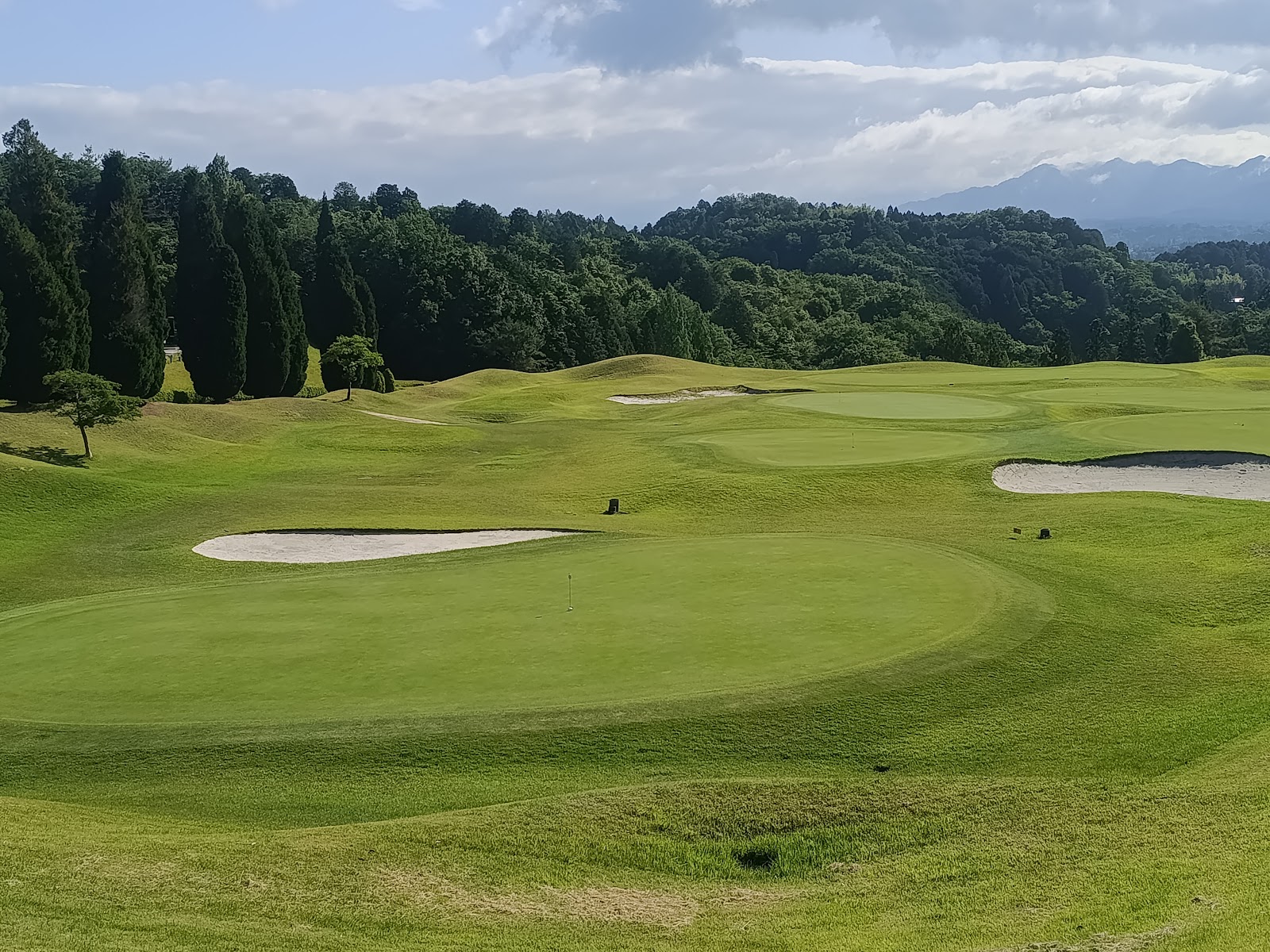 Ayama Country Club