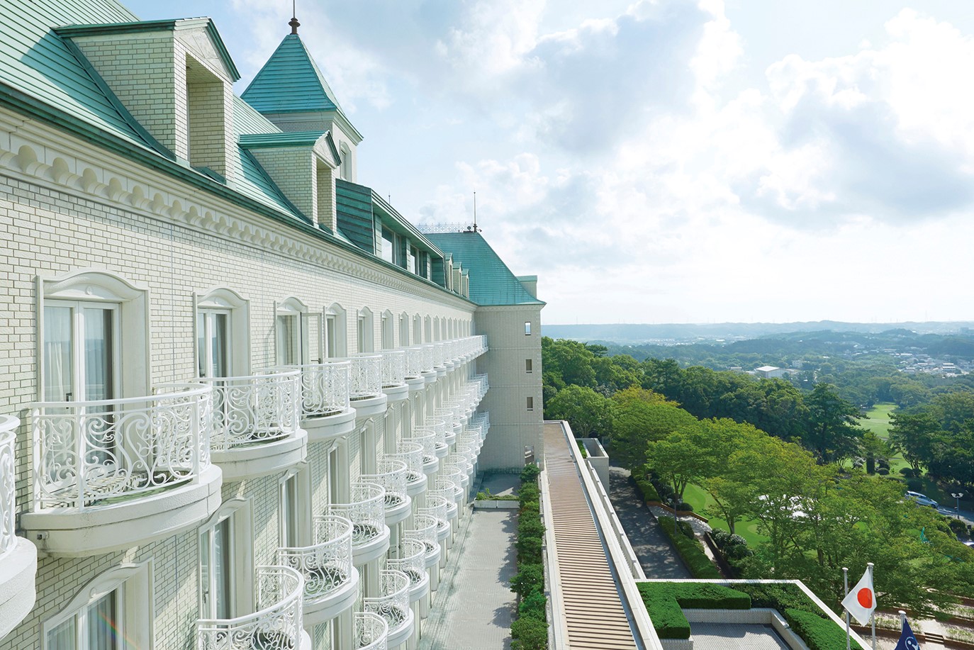 Shizuoka Country Club Hamaoka Course & Hotel