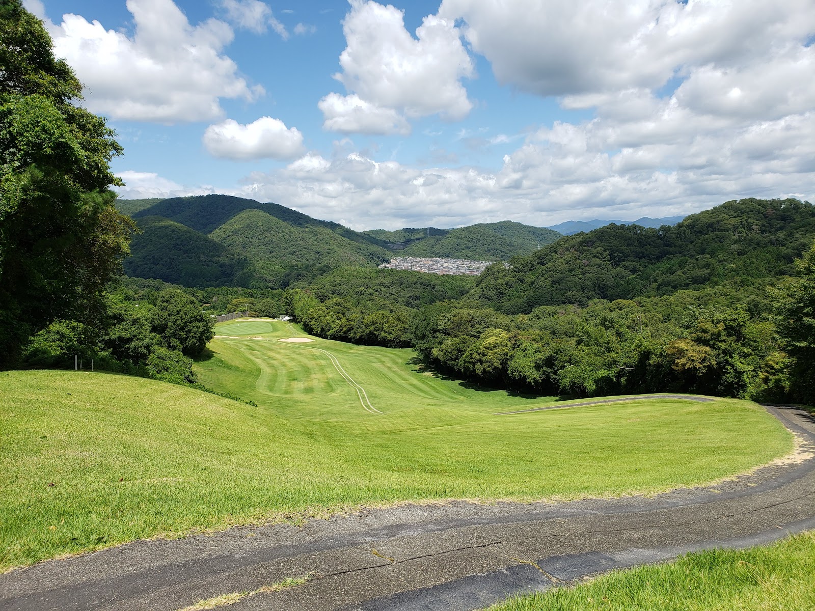 Keyaki Hill CC - 6