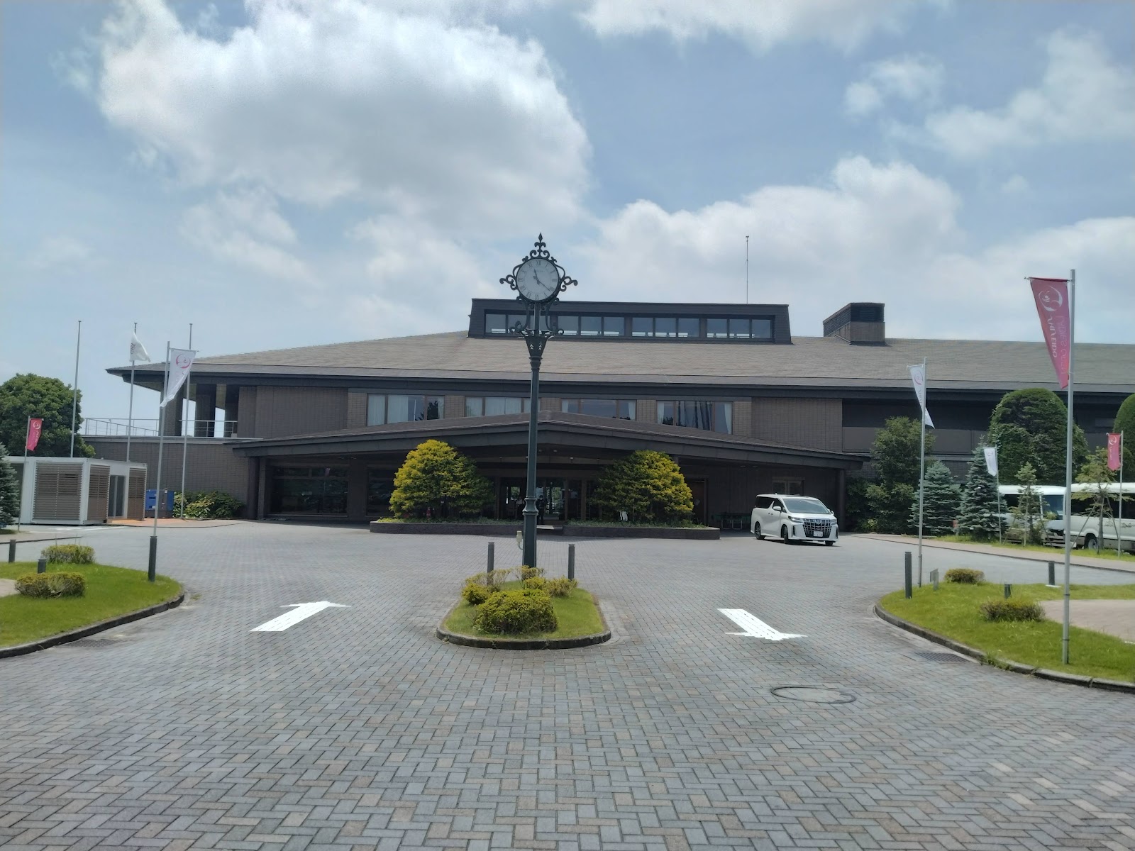 Totsuka Country Club - 2