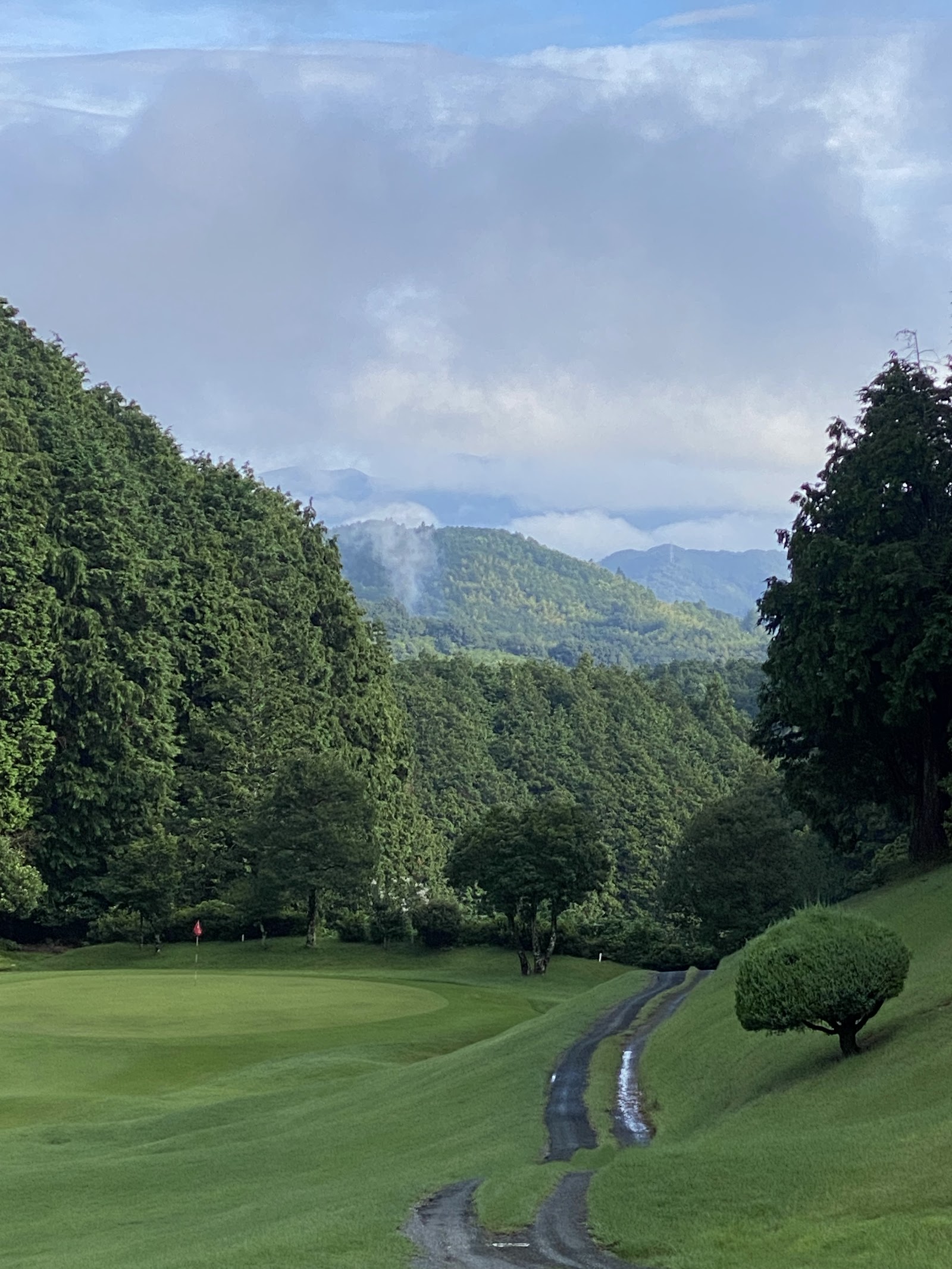Ozu Golf Club