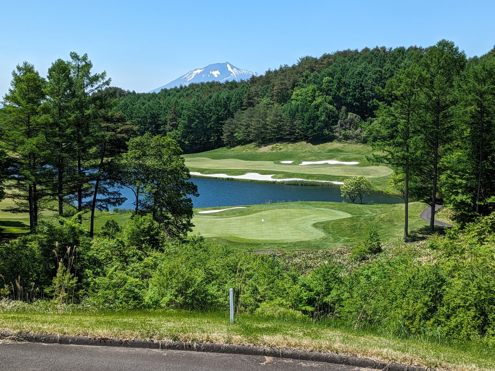 Iwatenumakunai Country Club