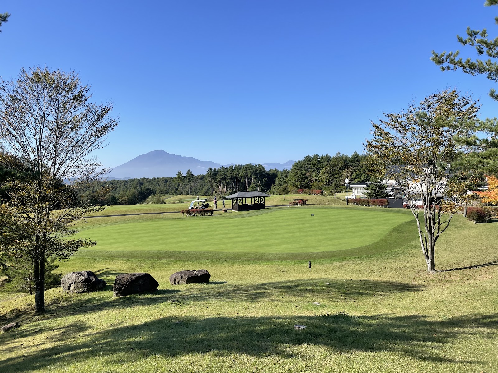 Rose Land Country Club