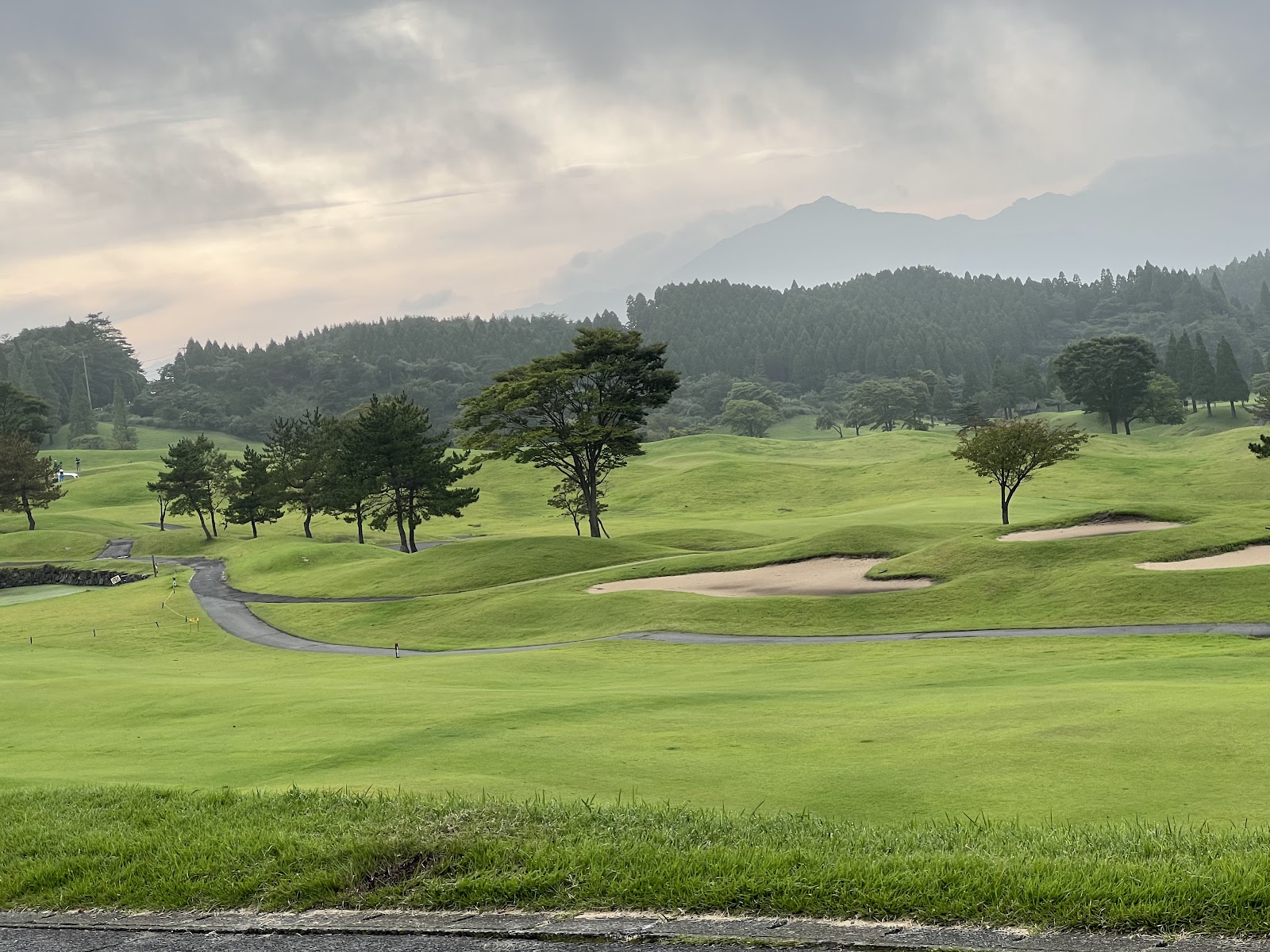 ASO SKY BLUE GOLF RESORT - 2